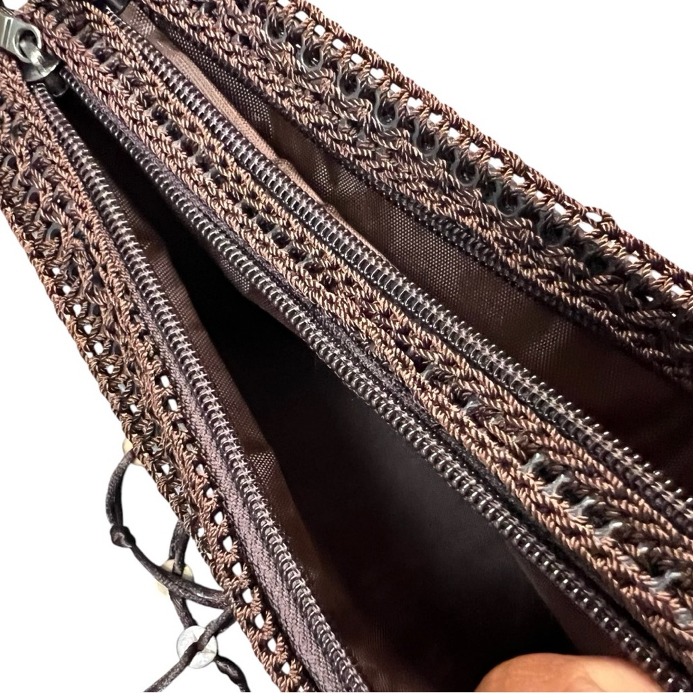 Handmade Eco Friendly Coconut Shell Handbag - Picture 6 of 7